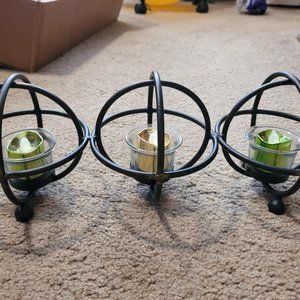 New 19.5" Triple Connected Sphere Tea Light/Votive Candle Metal Holder